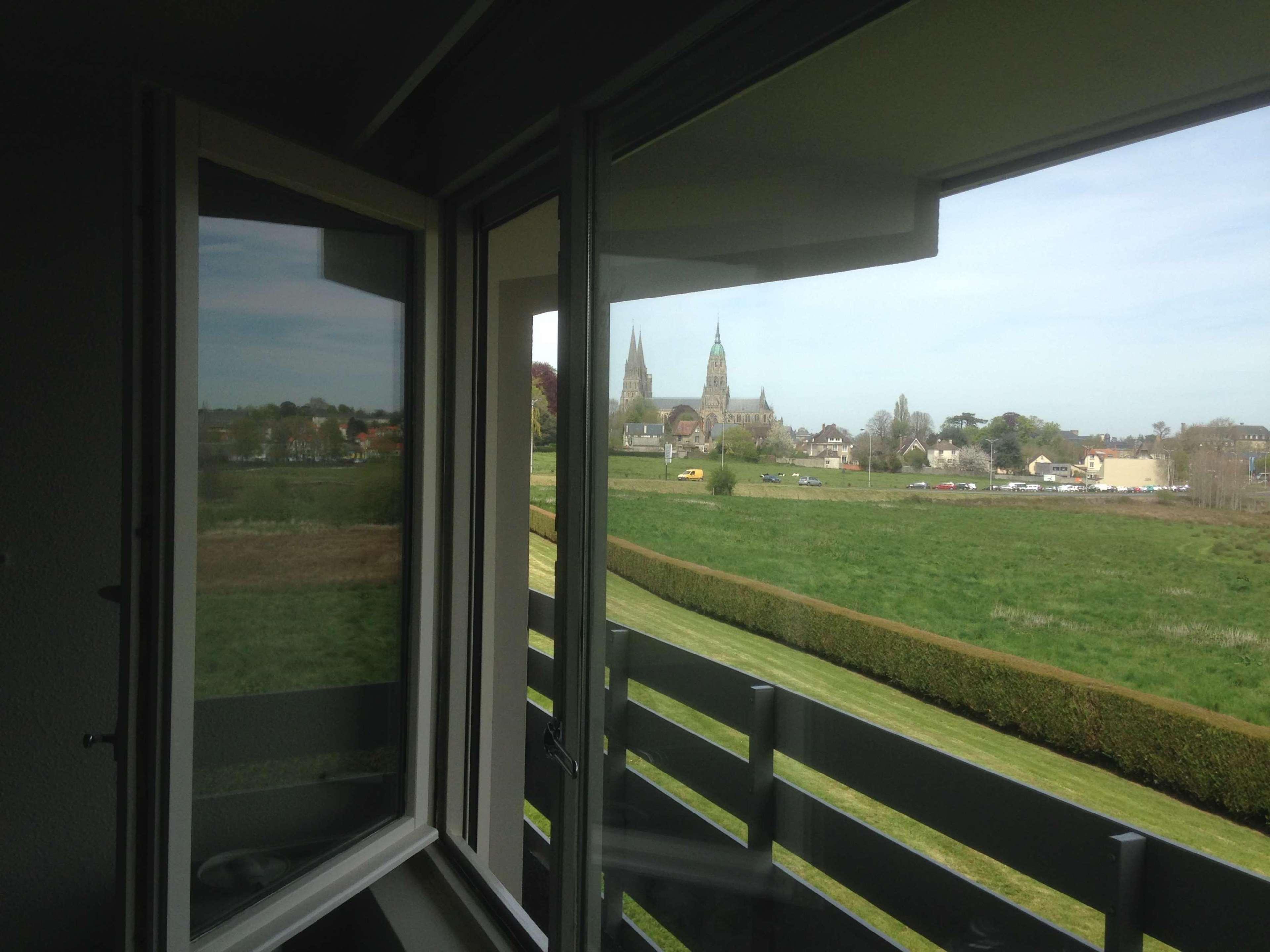 Hotel Campanile Bayeux Exterior foto